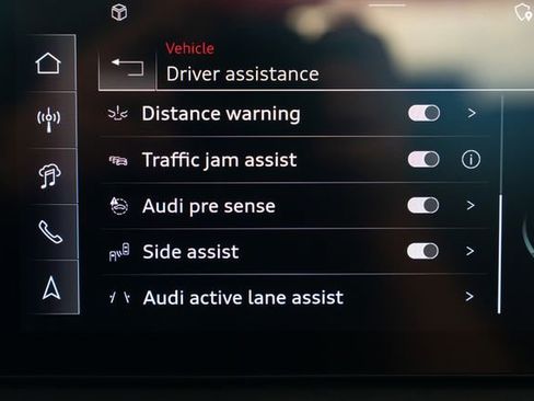 Certified 2024 Audi Q5 2.0T Premium Plus w/ Premium Plus Package AWD/4WD image 19
