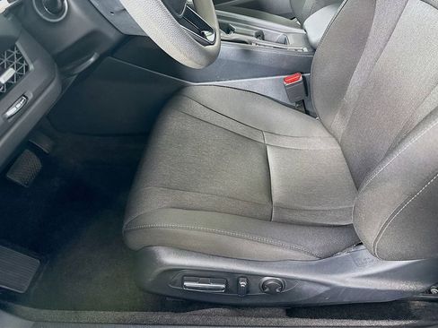 Certified 2023 Honda Accord EX image 32