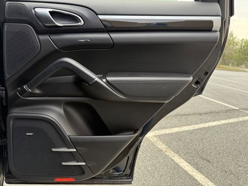 Used 2014 Porsche Cayenne Diesel image 47