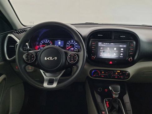 Used 2022 Kia Soul LX FWD image 22