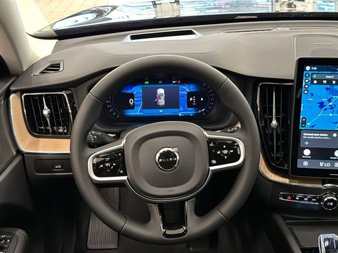 New 2026 Volvo XC60 B5 Ultra w/ Protection Package Premier AWD/4WD image 12