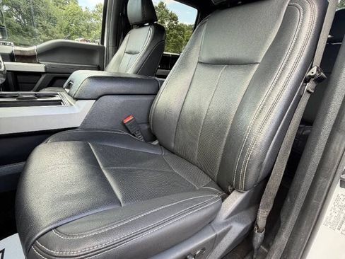 Used 2022 Ford F350 Lariat w/ Lariat Value Package AWD/4WD image 32