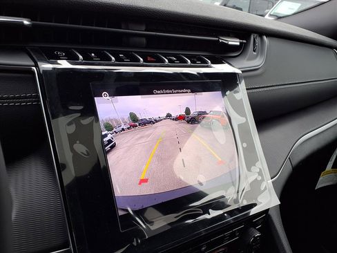 New 2025 Jeep Grand Cherokee L Altitude RWD image 12