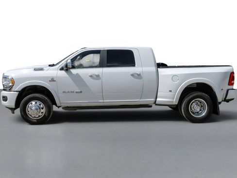 Used 2022 RAM 3500 Limited AWD/4WD image 9