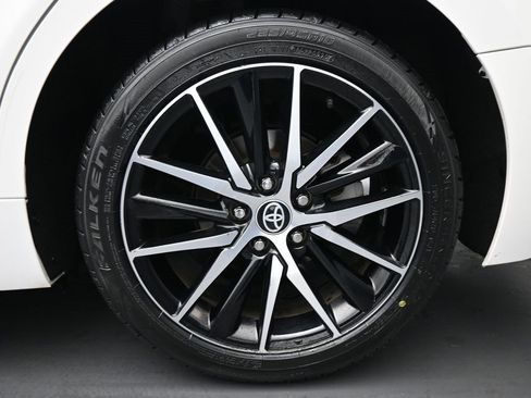 Used 2023 Toyota Camry SE image 15