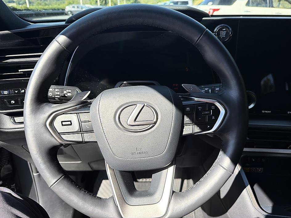 Used 2025 Lexus TX 350 AWD w/ Technology Package image 14