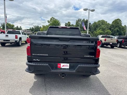 Used 2024 Chevrolet Silverado 1500 Custom AWD/4WD image 5