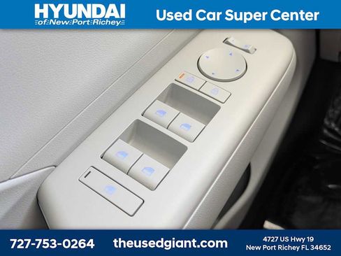 Certified 2024 Hyundai Kona SEL FWD image 29
