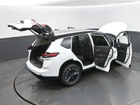 New 2026 Nissan Rogue Platinum w/ Platinum Premium Package image 46