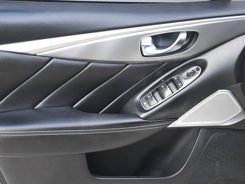 Used 2017 INFINITI Q50 3.0t Premium RWD image 21