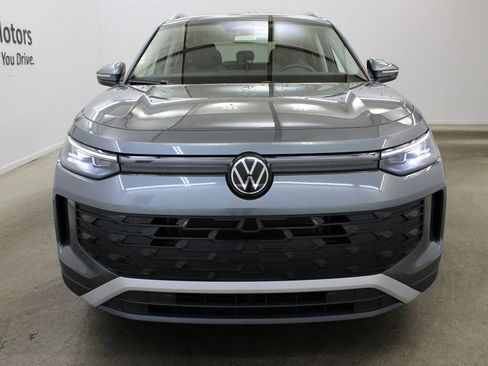 Certified 2026 Volkswagen Tiguan S w/ 18" Wheel Package FWD image 7