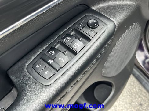 Used 2020 Jeep Grand Cherokee Limited image 18