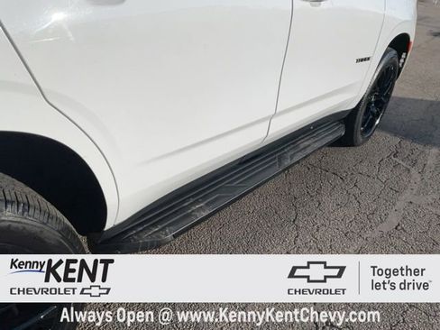Used 2022 Chevrolet Tahoe RST w/ Luxury Package image 12