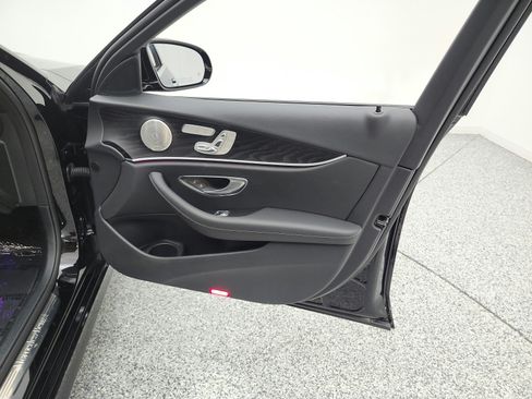 Used 2023 Mercedes-Benz E 350 Sedan image 21