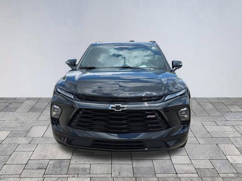 Used 2023 Chevrolet Blazer RS FWD image 2