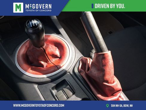 Used 2010 MAZDA MX-5 Miata Sport RWD image 12
