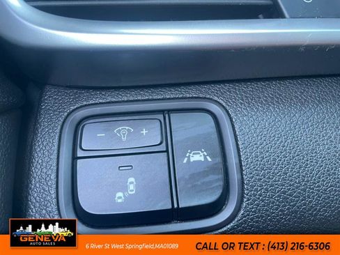 Used 2019 Kia Optima S w/ S Panoramic Sunroof Package image 22