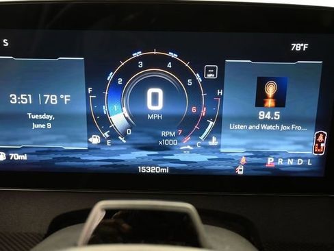 Used 2026 Chevrolet Traverse High Country FWD image 9