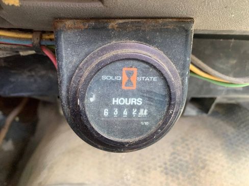 Used 1992 Chevrolet Silverado 3500 4x4 Regular Cab image 15