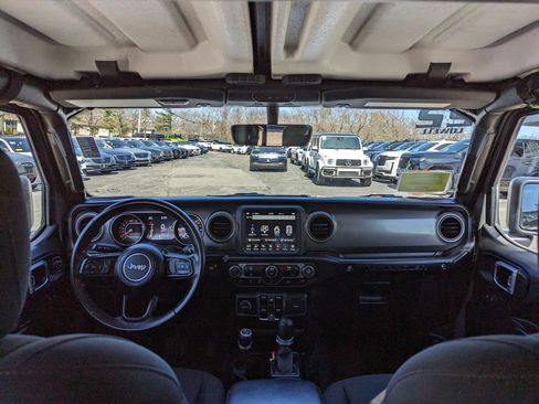 Used 2022 Jeep Wrangler Unlimited Sport AWD/4WD image 39
