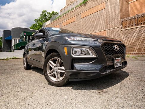 Used 2021 Hyundai Kona SE AWD/4WD image 1