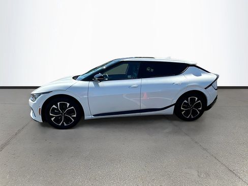 Certified 2022 Kia EV6 GT-Line w/ GT-Line Suede Seat Package RWD image 4