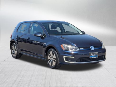 Used 2016 Volkswagen e-Golf SE FWD image 7