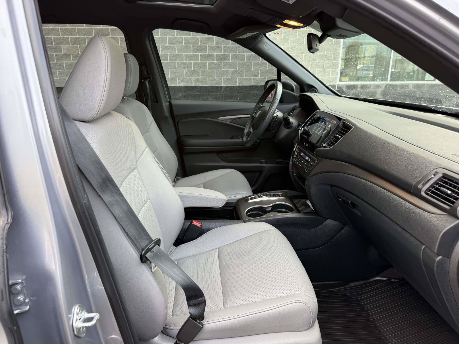 Certified 2023 Honda Passport EX-L image 14