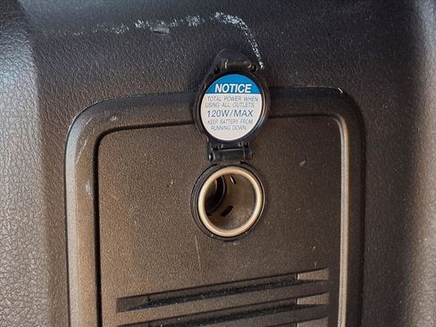 Used 2013 Toyota 4Runner SR5 image 26