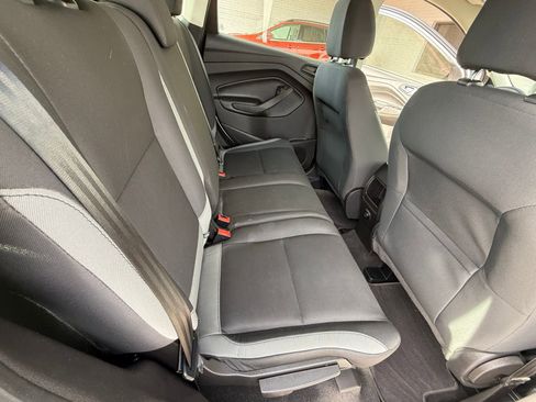 Used 2016 Ford Escape S image 18