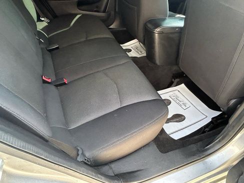 Used 2013 Dodge Avenger SE FWD image 10