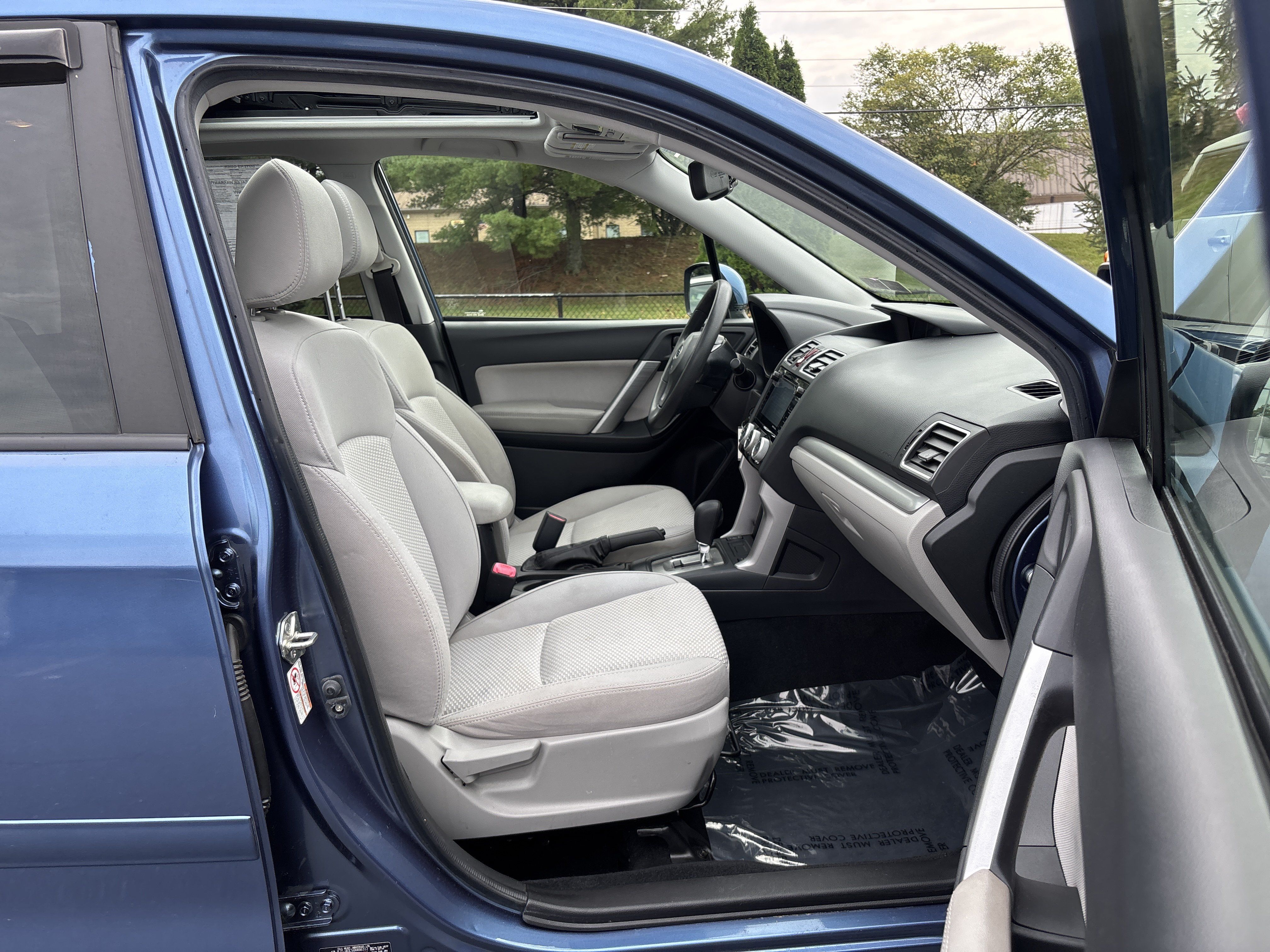 Used 2016 Subaru Forester 2.5i Premium AWD/4WD image 23