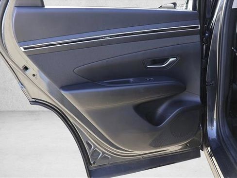 Used 2023 Hyundai Tucson SEL w/ Convenience Package image 23