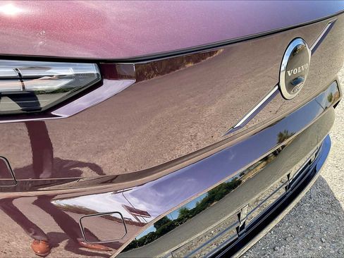 New 2025 Volvo EX90 Ultra image 34