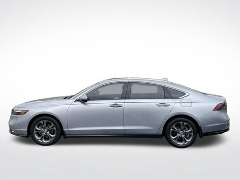 Certified 2024 Honda Accord EX image 2