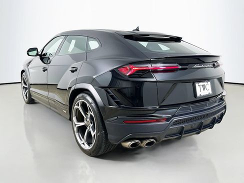 Used 2024 Lamborghini Urus S AWD/4WD image 7
