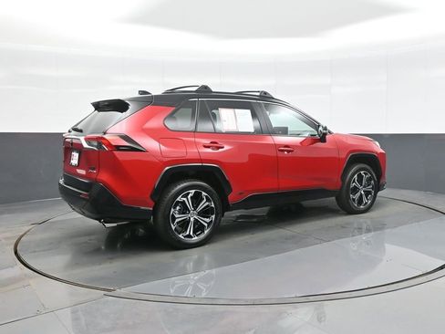 Certified 2025 Toyota RAV4 XSE image 7