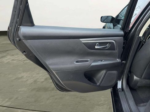 Used 2015 Nissan Altima 2.5 S image 12