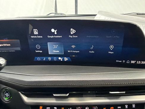 Used 2024 Cadillac XT4 Premium Luxury AWD/4WD image 28
