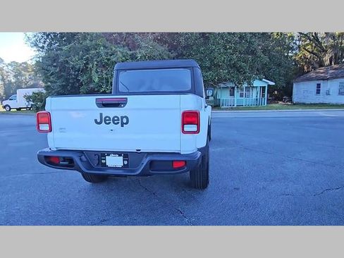 New 2026 Jeep Gladiator Sport image 31