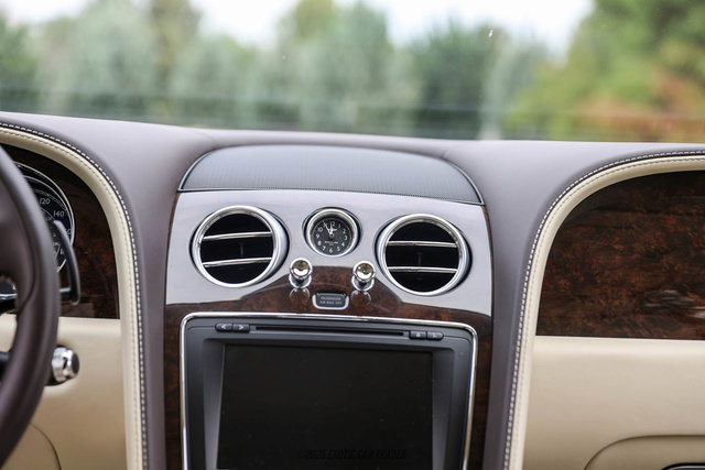 Used 2014 Bentley Flying Spur W12 AWD/4WD image 20