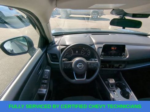 Used 2024 Nissan Rogue S image 38
