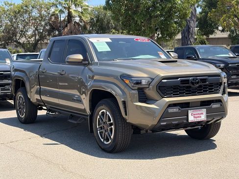 Certified 2026 Toyota Tacoma TRD Sport AWD/4WD image 47