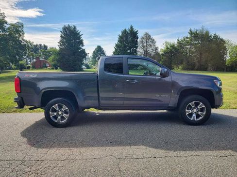 Used 2016 Chevrolet Colorado Z71 AWD/4WD image 5