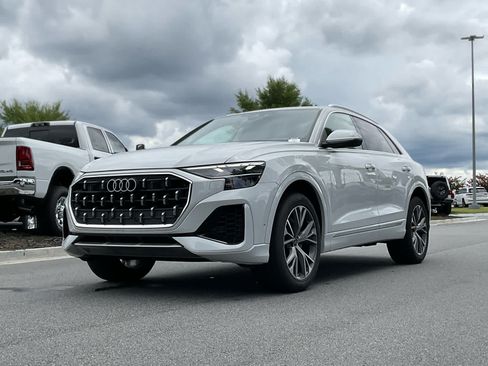 Used 2025 Audi Q8 Premium Plus AWD/4WD image 1