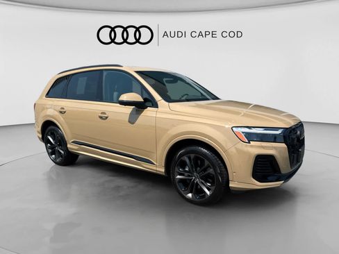 Used 2025 Audi Q7 3.0T Premium Plus w/ Premium Plus Package AWD/4WD image 2