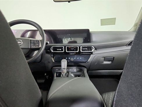 Used 2026 Nissan Sentra SV w/ Floor Mat Package FWD image 20