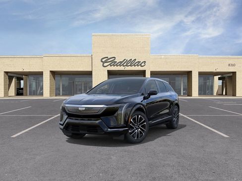 New 2025 Cadillac Optiq Sport 2 w/ LPO, Floor Liner Package image 8