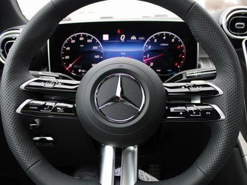 New 2025 Mercedes-Benz GLC 300 4MATIC image 24