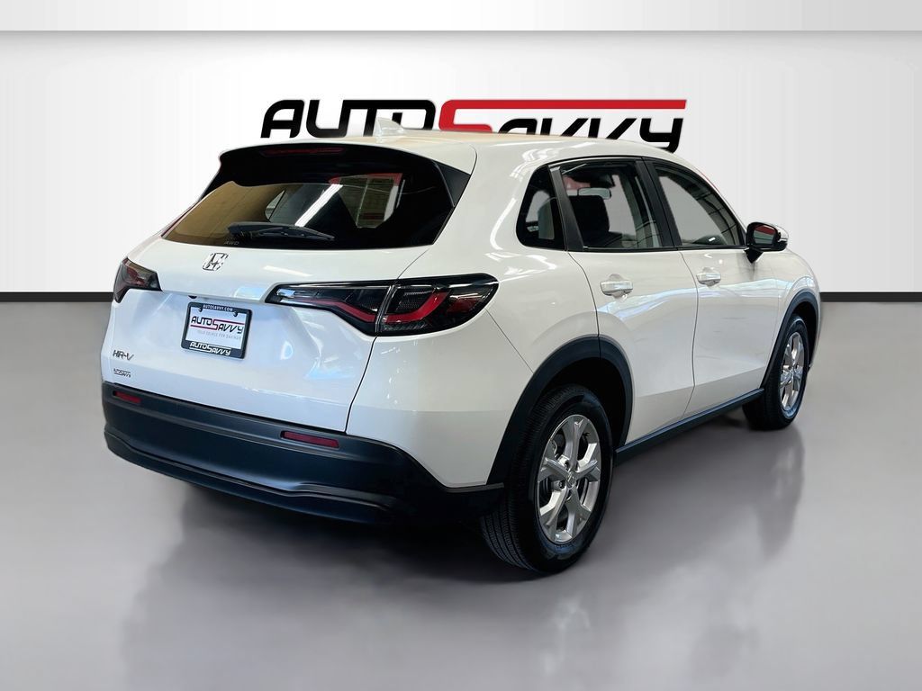 Used 2025 Honda HR-V LX image 7